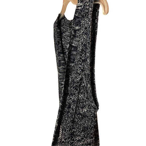 RXB Women’s Size M Blue Knit Sleeveless Vest Knit Cardigan - Picture 6 of 12